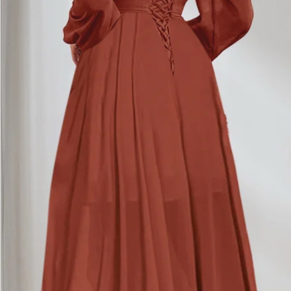 Beautiful Lavetir dress nwt! Size 12.